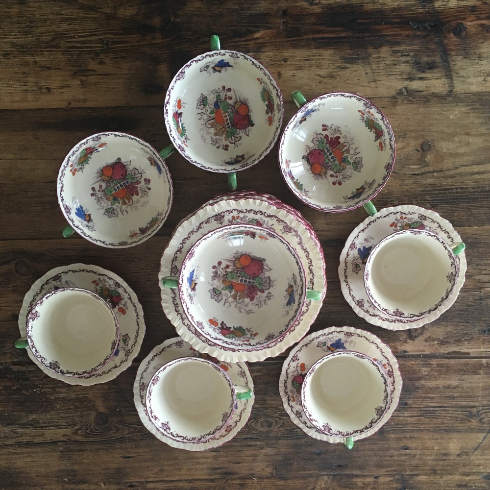 Vintage Mason's Ironstone, England - 28 Pieces - Picture 7 of 16